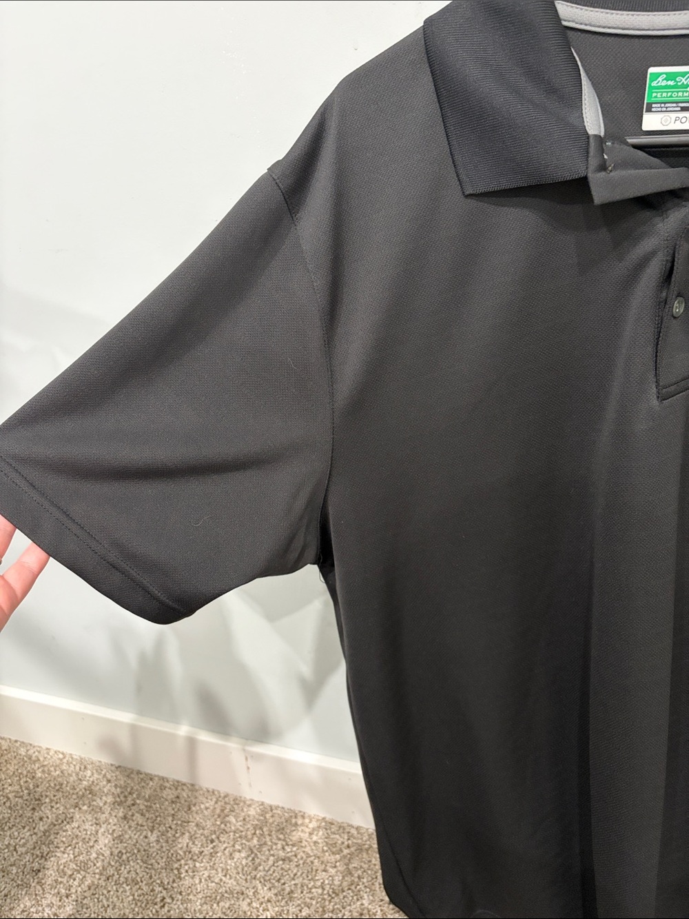 Izod Men’s Black Polo Shirt with Collar - Picture 4 of 6